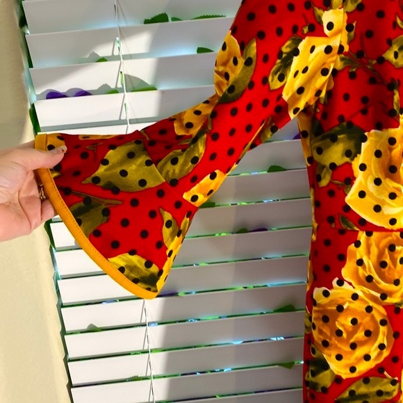 Shelby & Palmer super cute floral dress with polka dots - Picture 1 of 7